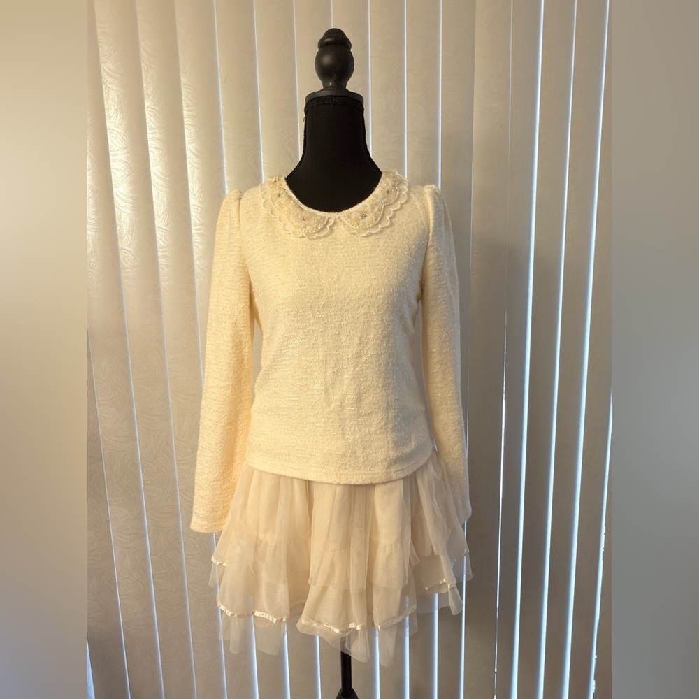 Chic Cream Tweed Dress with Layered Tulle Skirt